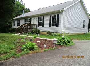 7943 Wood Hollow Trl, Liberty, NC 27298