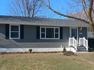 6567 Tonawanda Creek Rd, Lockport, NY 14094