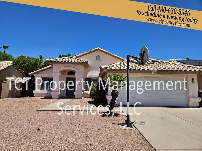 4 bed, 2.0 bath, 1800 sqft, $2,395 — Photo 1