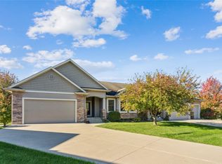 4602 143rd St, Urbandale, IA 50323