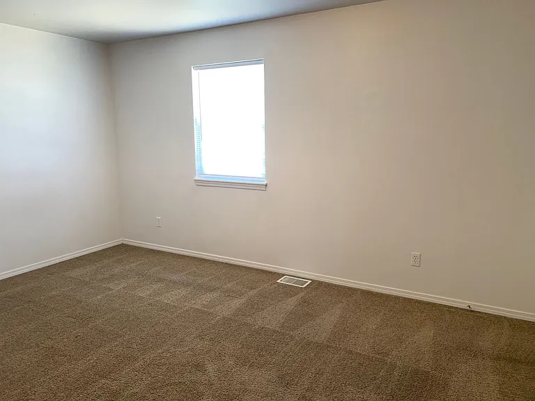 19706 Sackett Ln — Photo 14