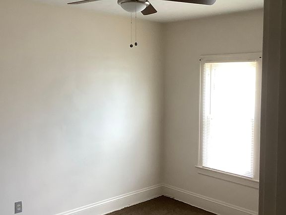 5th image of 17831 Hillgrove Ave