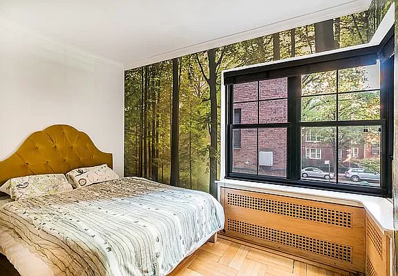 3rd image of 230 Park Pl APT 2C