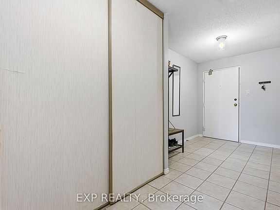 4th image of 55 Green Valley Dr #1012