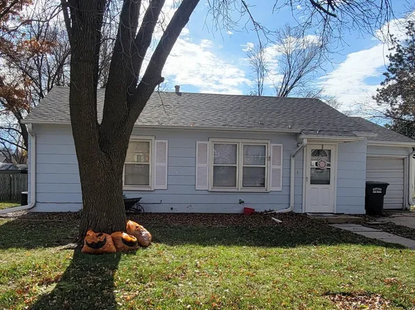 936 E 4th St, York, NE 68467