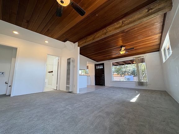 4th image of 819 W Vista Way