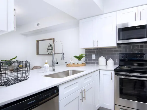 Riverbend Apartments