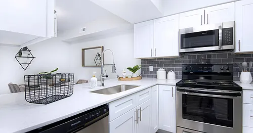 Riverbend Apartments Photo 1