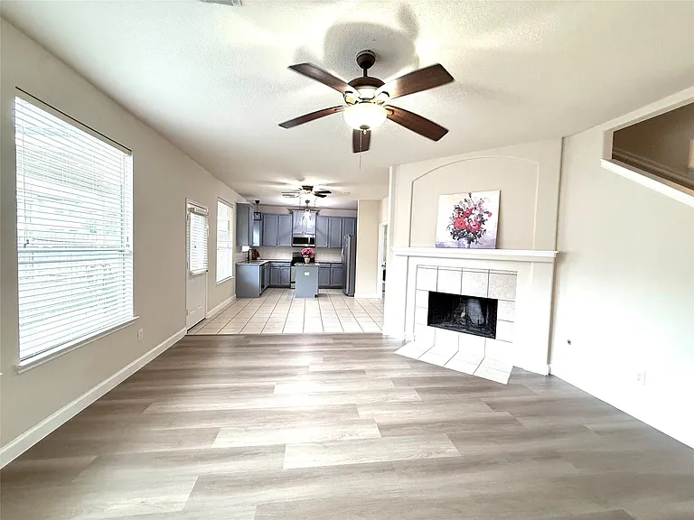 26430 Richwood Oaks Dr — Photo 6