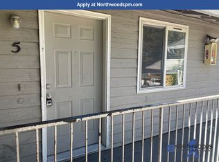 756 N Riverside Ave #5, Medford, OR 97501