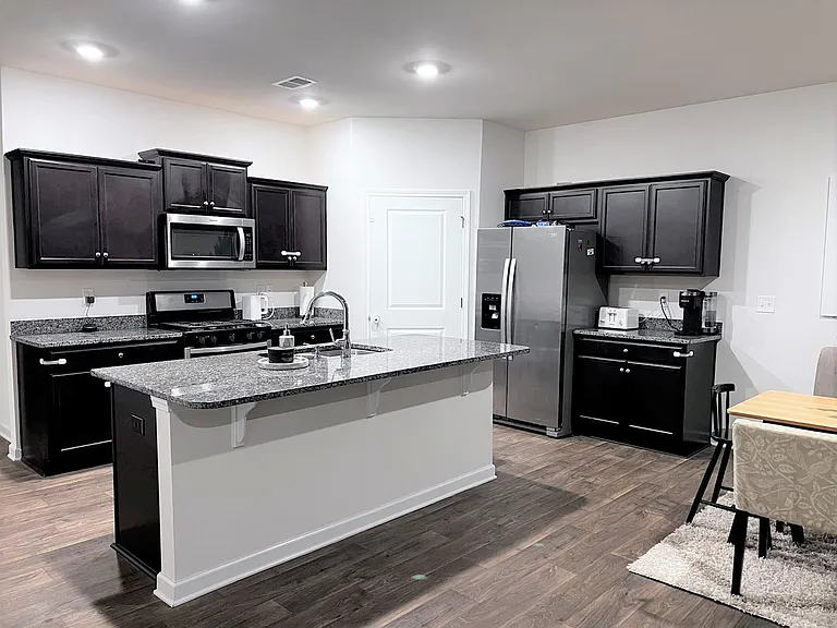 110 Rogers Knoll Ln — Photo 13