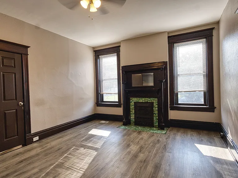 2303 Russell Blvd #1F — Photo 16