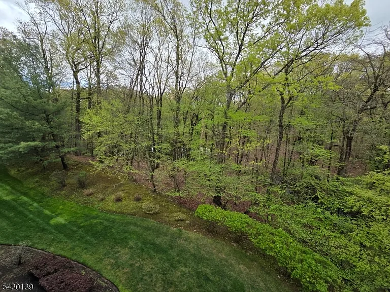 1310 Bush Cir — Photo 31
