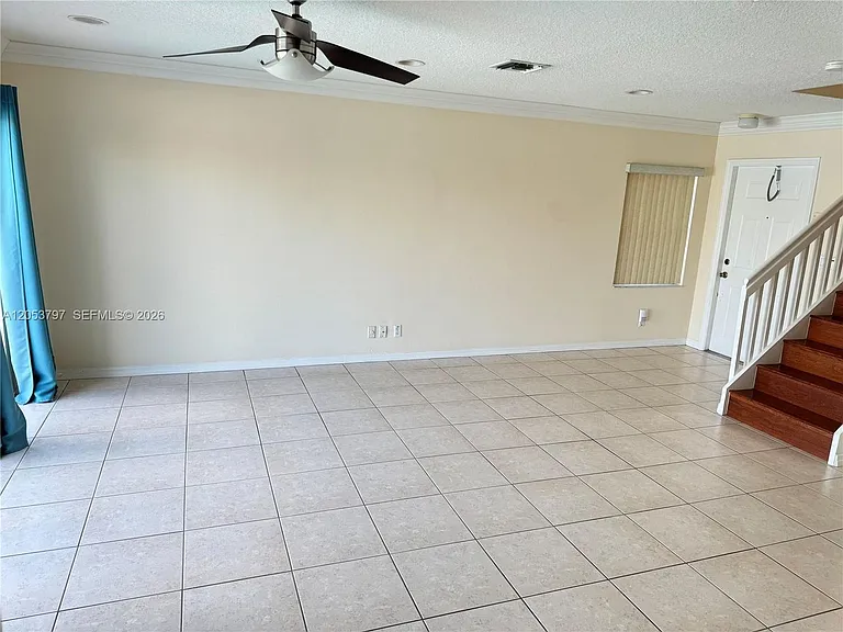 7129 Crescent Creek Way — Photo 10
