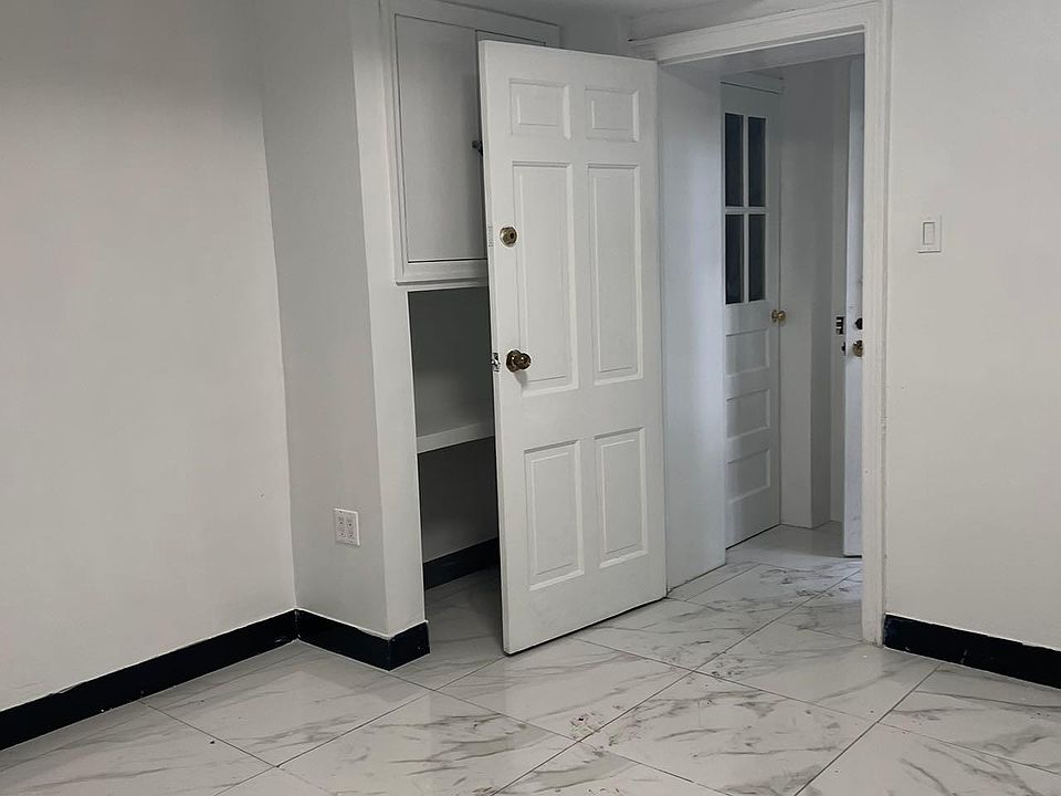 1st image of 2539 Bath Ave #1