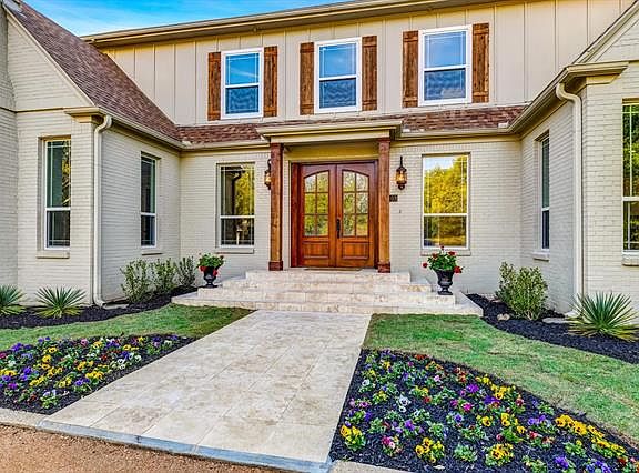 5th image of 4303 Enfield Dr