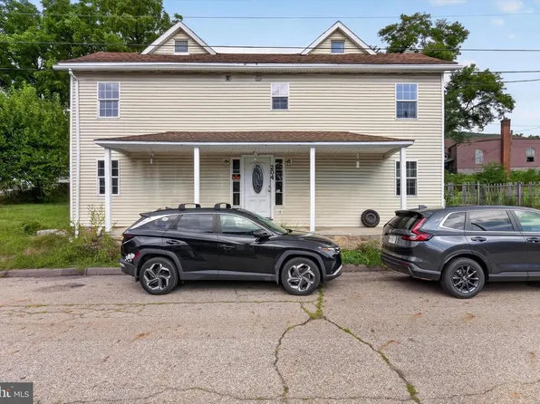 204 Walnut St, Wiconisco, PA 17097
