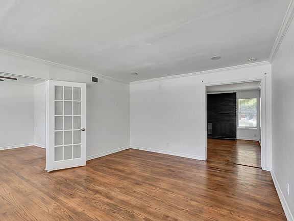 4th image of 6609 Walnut Hill Ln