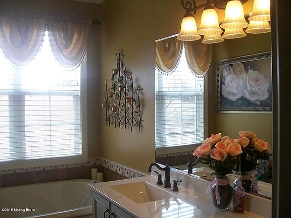 photos strike hound 0002