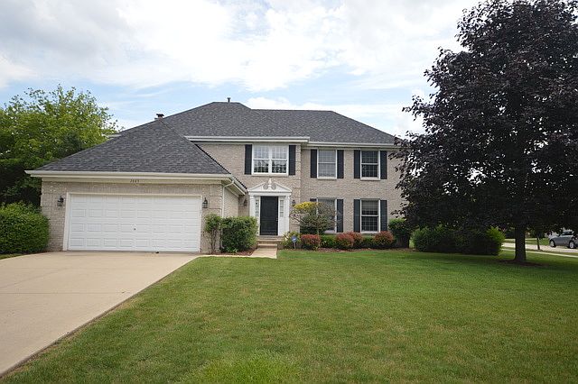 1st image of 2885 Roslyn Ct E