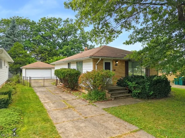 5444 E 141st St, Maple Heights, OH 44137