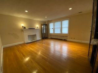 26 Wiltshire Rd #1, Newton, MA 02458