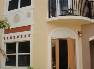 1860 Highland Grove Dr, Delray Beach, FL 33445