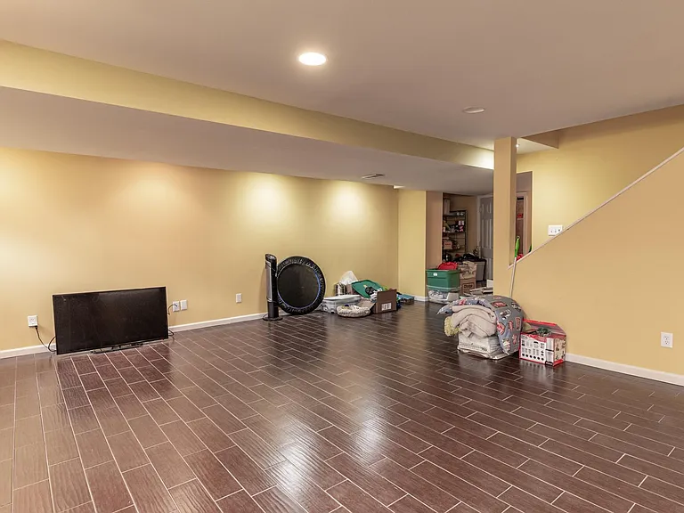 1508 Legacy Cir — Photo 37