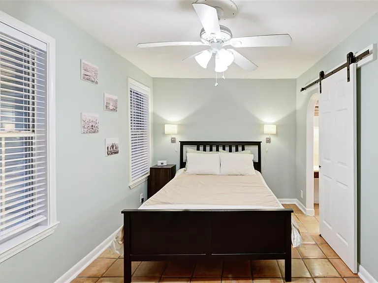 4010 Mandell St — Photo 21