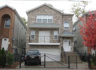 1st image of 582-584 S 19th St