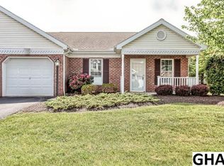 17 Redbud Dr, Mechanicsburg, PA 17050