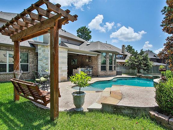 Another angle of the beautiful pool and outdoor space.