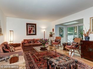 322 New Mark Esplanade, Rockville, MD 20850