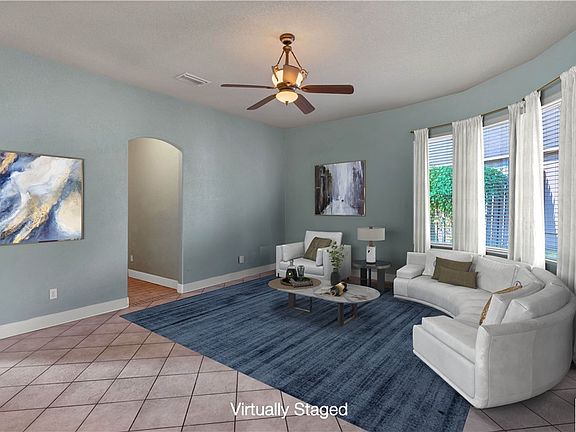 2nd image of 1237 Legacy Dr