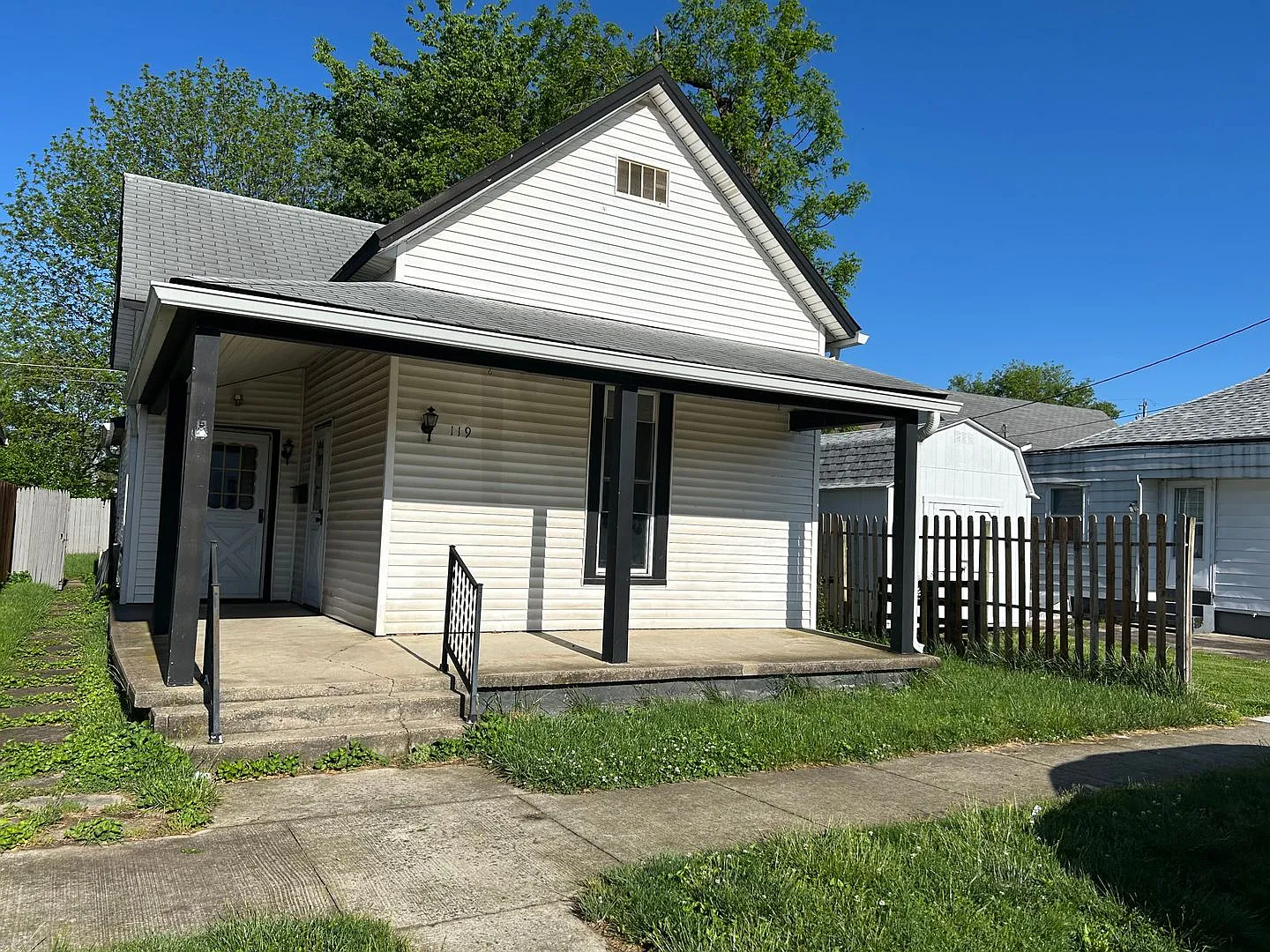 119 Walnut St — Photo 2