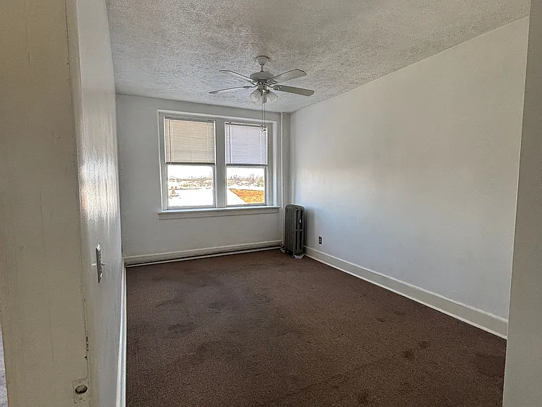 1 bed, 1.0 bath, 375 sqft, $850 — Photo 7