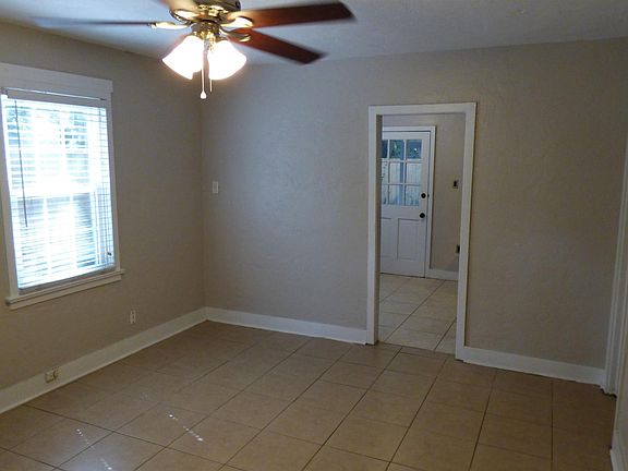 2nd image of 413 NW 3rd Ave #2