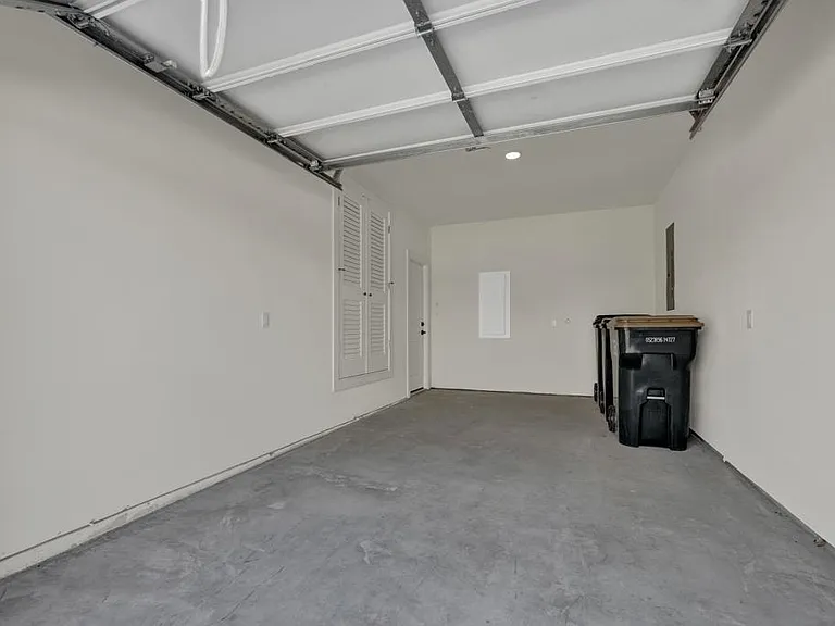 104 Creekside Trl #702 — Photo 31