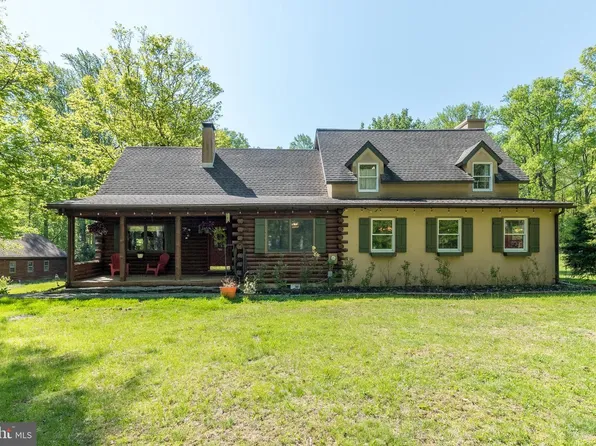 1502 Mission Rd, Quakertown, PA 18951