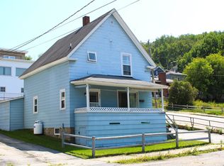 606 Rockingham St, Berlin, NH 03570