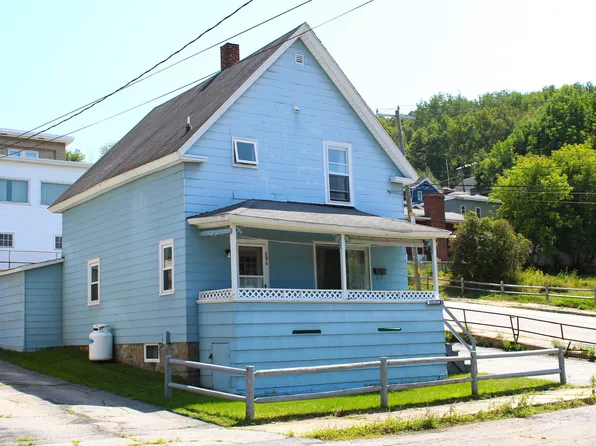 606 Rockingham Street, Berlin, NH 03570