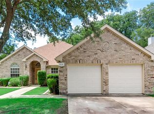 5114 Royal Bay Dr, Rowlett, TX