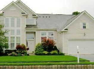 30 Spencer Dr, Jackson, NJ 08527