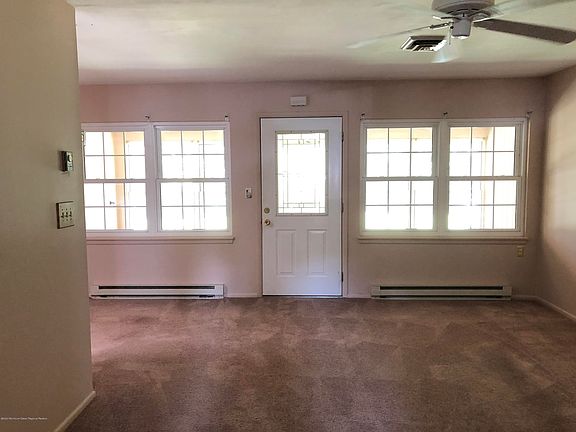 3rd image of 1020C Aberdeen Dr #1003
