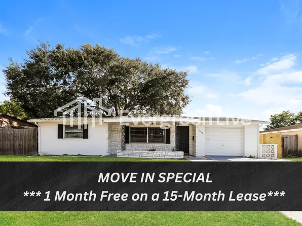 11640 Rocks Ln, Port Richey, FL 34668