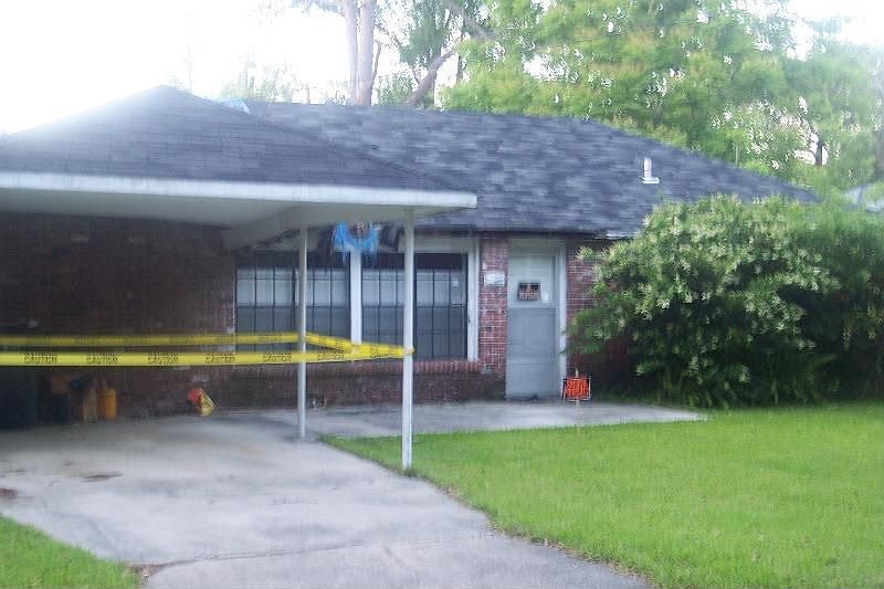 1st image of 216 Neil Ave