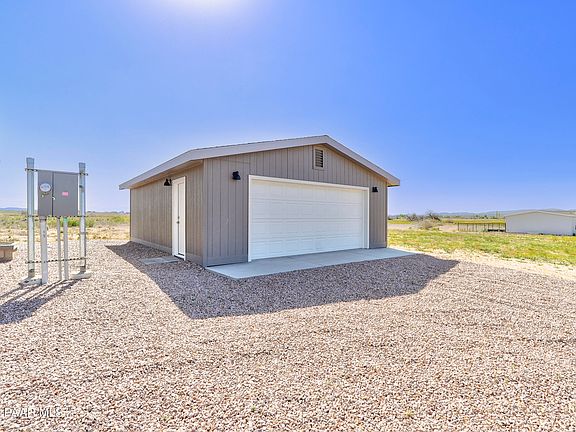 4th image of 26827 N Chicory Way