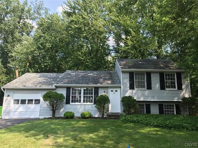 2 Fruitwood Dr, Liverpool, NY, 13090