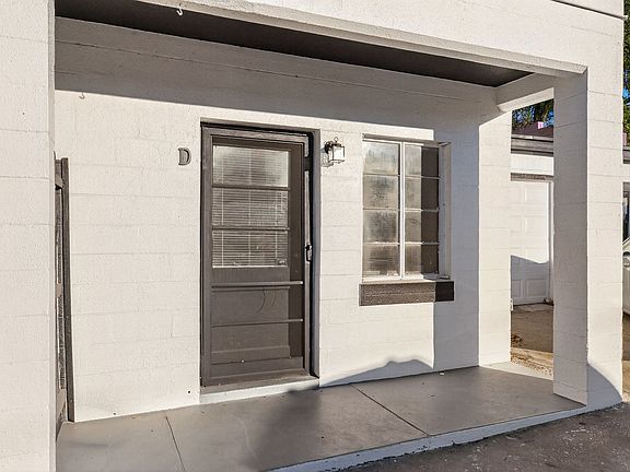 2nd image of 905 E Powhatan Ave APT D