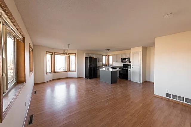Building Photo - 1210 Mockingbird Loop